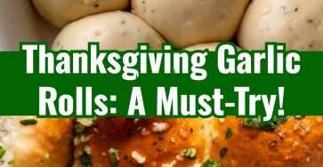 Garlic Thanksgiving Bread Rolls
